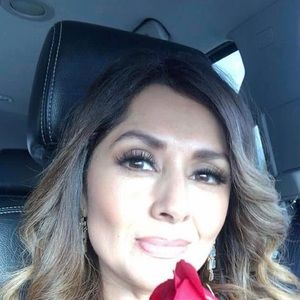 Meet your Posher, Edith dawson